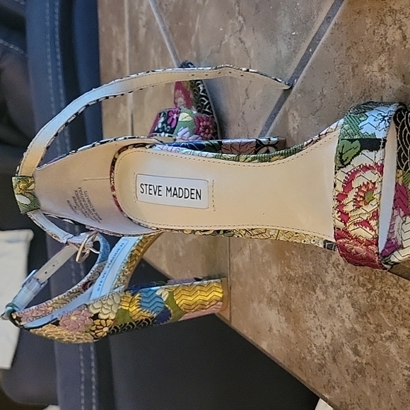 Steve Madden Shoes - Size 7 Steve Madden Shoes